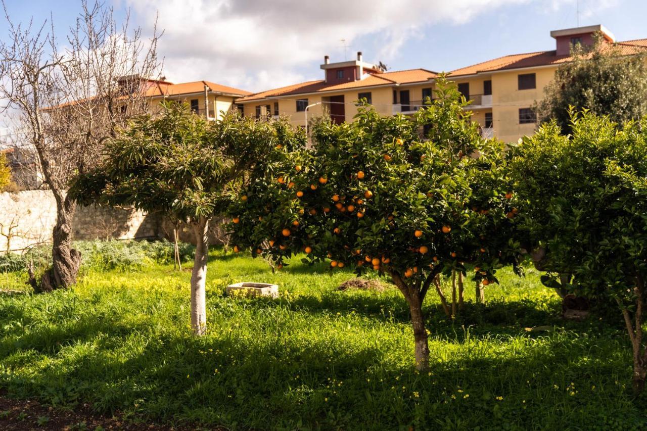 Appartamento Modica Relax Garden Esterno foto
