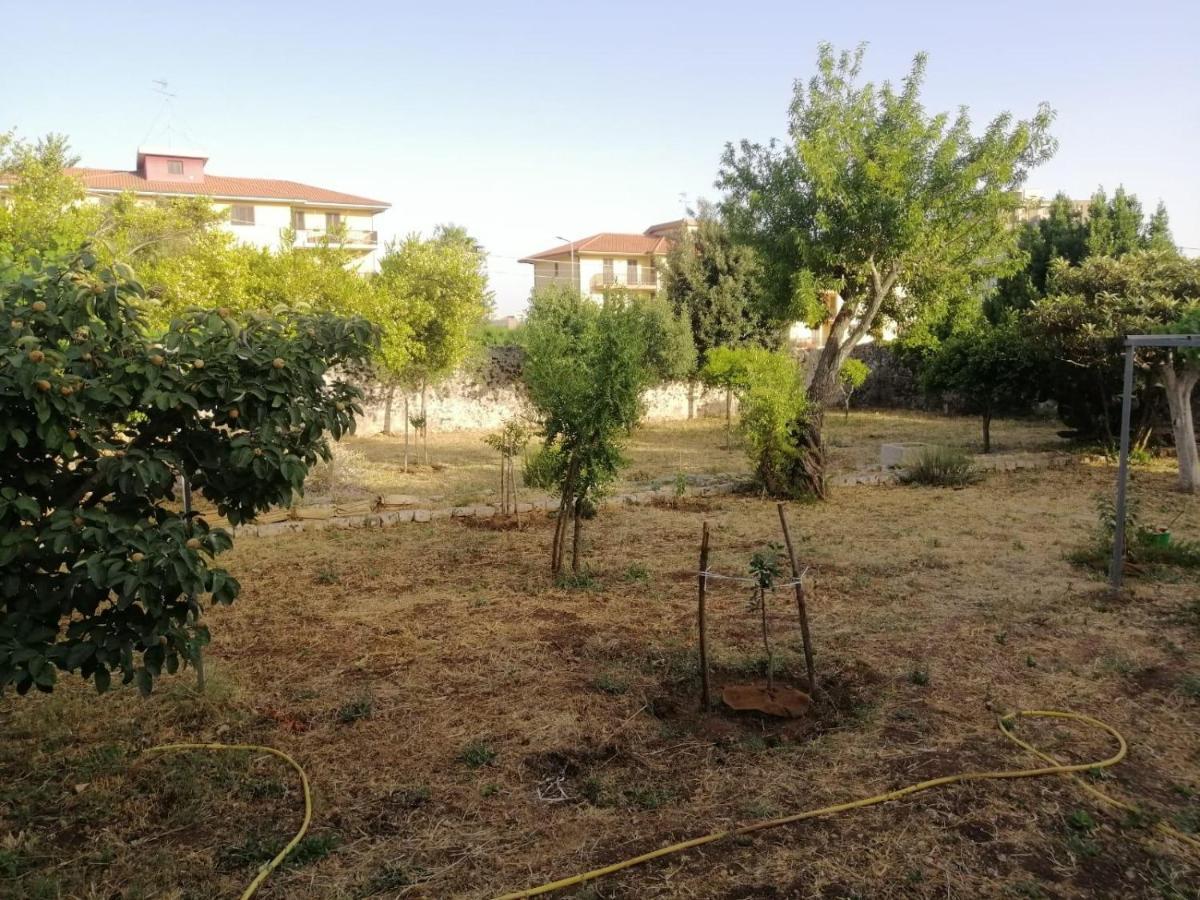 Appartamento Modica Relax Garden Esterno foto